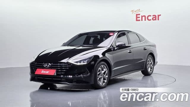Hyundai Sonata (DN8) 1