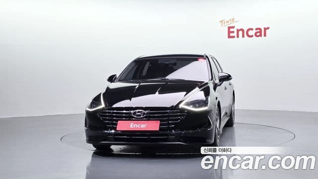 Hyundai Sonata (DN8) 3