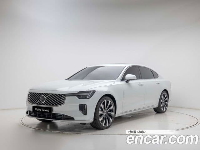 Volvo S90 1