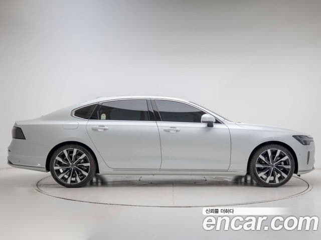 Volvo S90 3