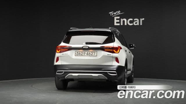Kia Seltos 4