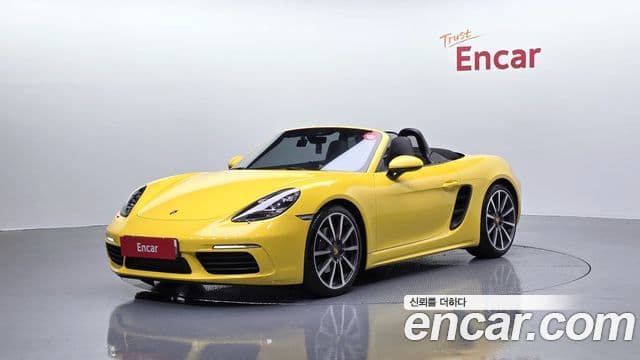 Porsche 718 Boxster 1
