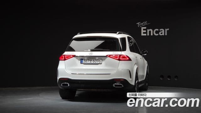 Mercedes-Benz GLE-Class W167 4