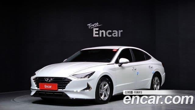 Hyundai Sonata (DN8) 1