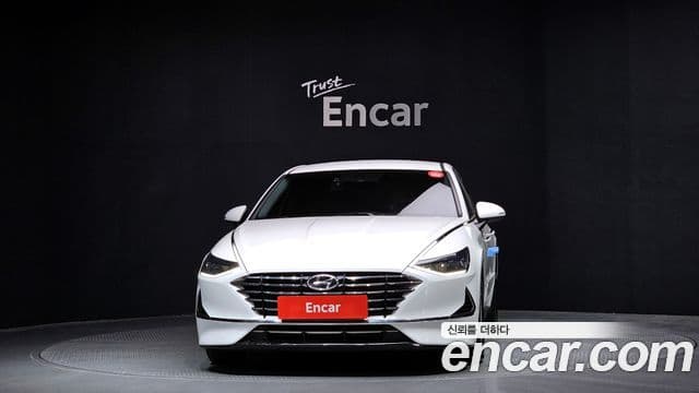 Hyundai Sonata (DN8) 3
