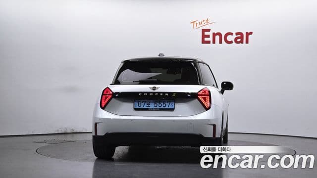 MINI Cooper Electric 4th Gen 4