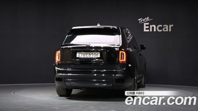 Rolls-Royce Cullinan 4