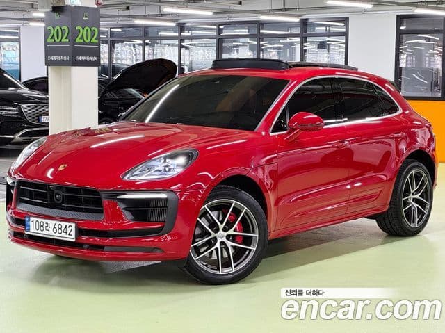 Porsche Macan 1