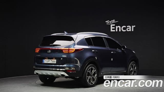 Kia Sportage The Bold 2