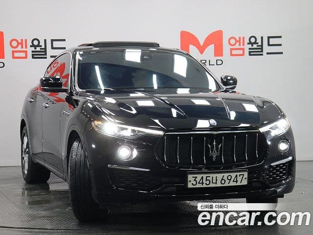 Maserati Levante 2