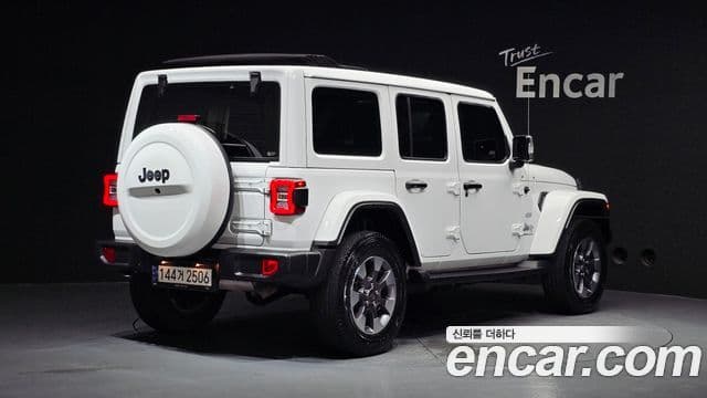 Jeep Wrangler (JL) 2