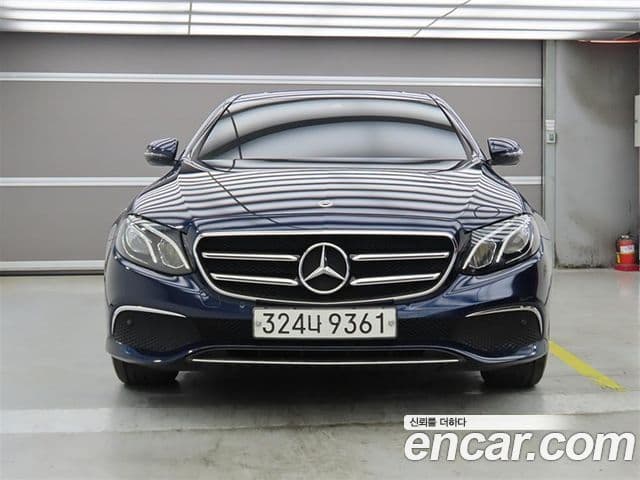 Mercedes-Benz E-Class W213 2