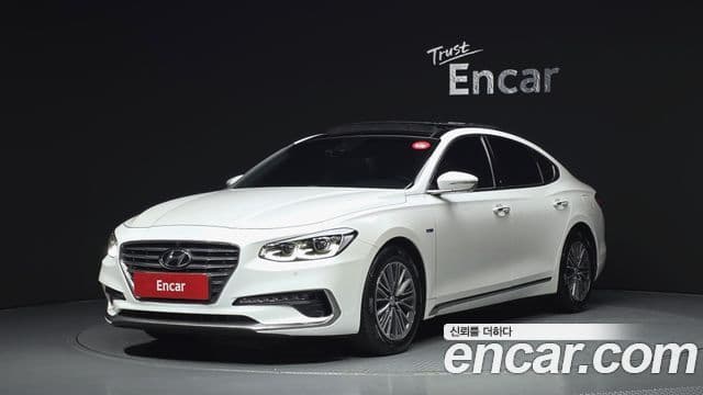 Hyundai Grandeur IG Hybrid 1