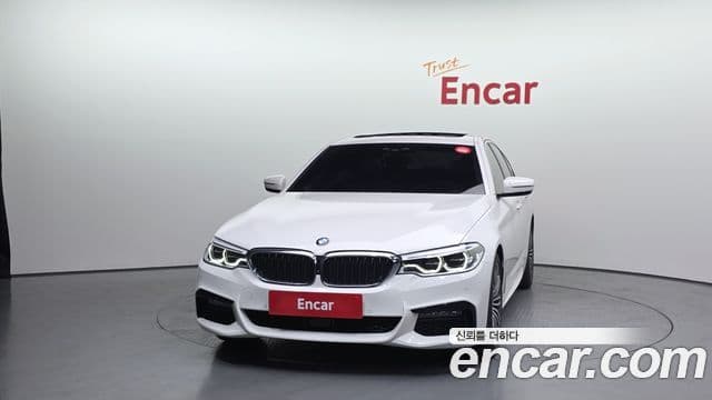 BMW 5 Series (G30) 2