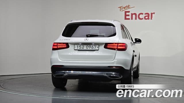 Mercedes-Benz GLC-Class X253 4