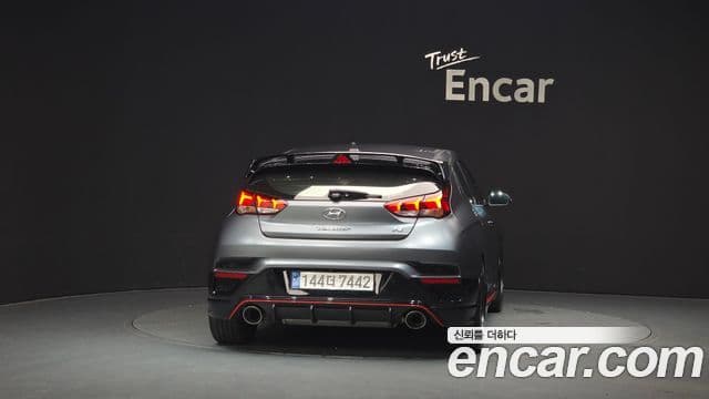 Hyundai Veloster (JS) 3