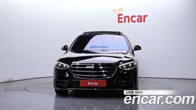 Mercedes-Benz S-Class W223 2