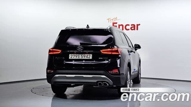 Hyundai Santa Fe TM 4