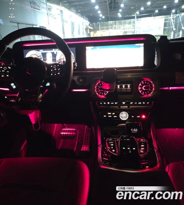 Mercedes-Benz G-Class W463b 4