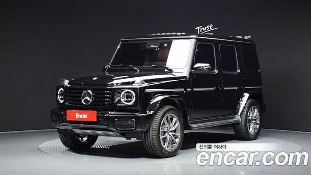 Mercedes-Benz G-Class W465 1