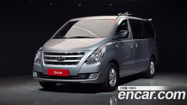 Hyundai Grand Starex 1