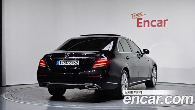 Mercedes-Benz E-Class W213 2