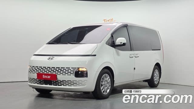 Hyundai Staria — 1