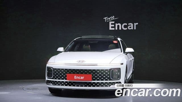 Hyundai Grandeur (GN7) 3