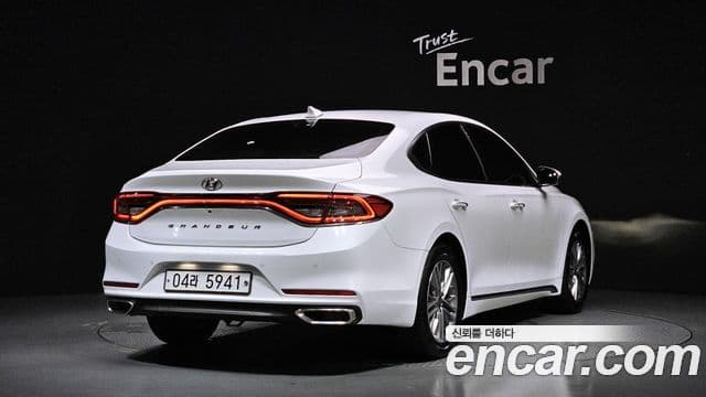Hyundai Grandeur IG 2