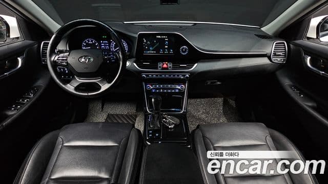 Hyundai Grandeur IG 4