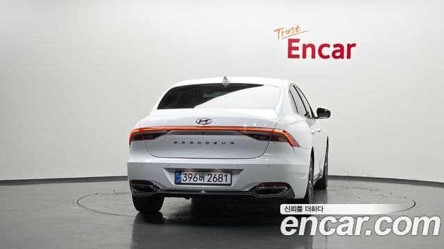Hyundai The New Grandeur IG 4