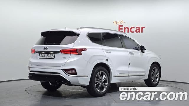 Hyundai Santa Fe TM 2