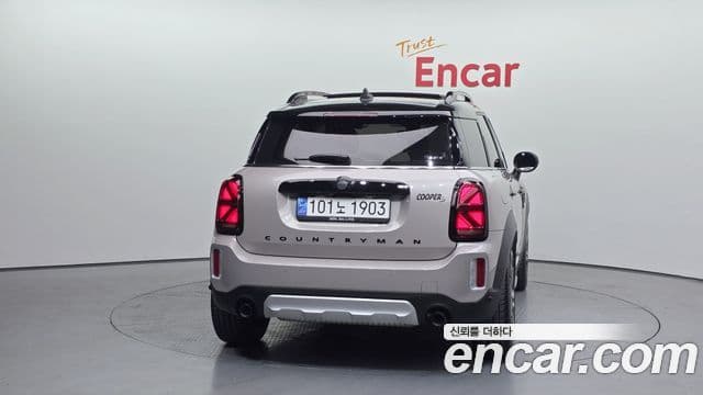 MINI Cooper S Countryman 4