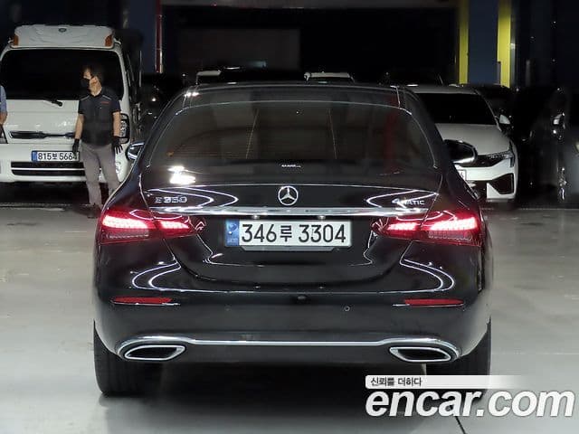 Mercedes-Benz E-Class W213 3