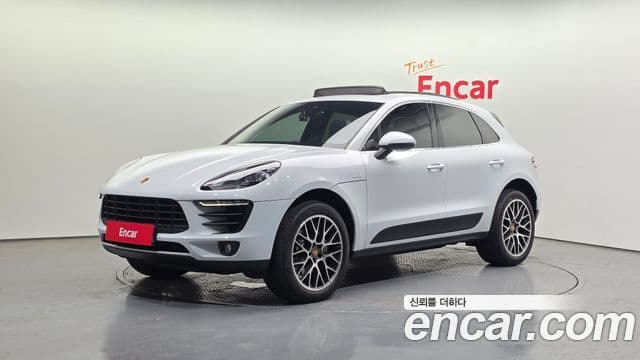 Porsche Macan — 1