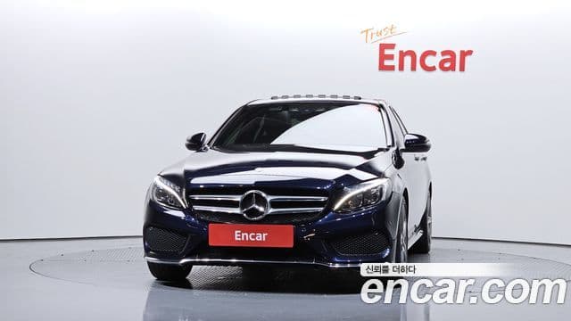 Mercedes-Benz C-Class W205 2