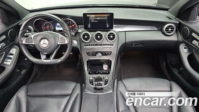 Mercedes-Benz C-Class W205 4