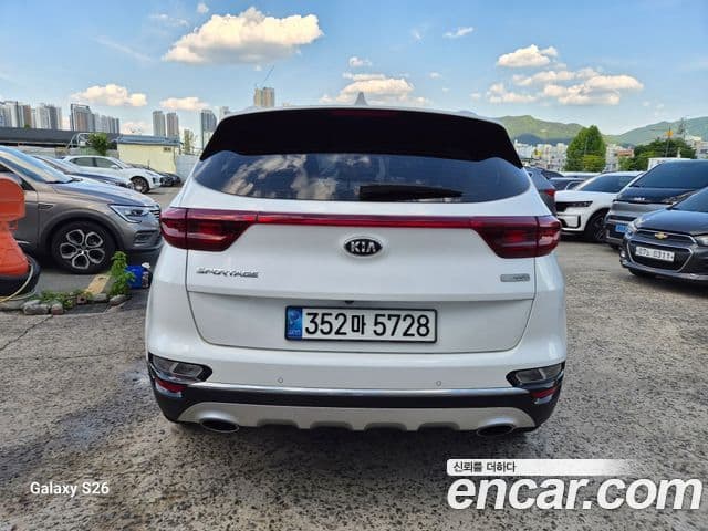 Kia Sportage The Bold 2