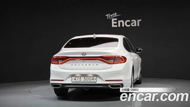 Hyundai Grandeur IG 4