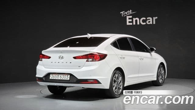 Hyundai The New Avante AD 2