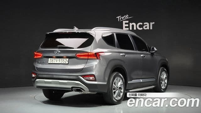 Hyundai Santa Fe TM 2