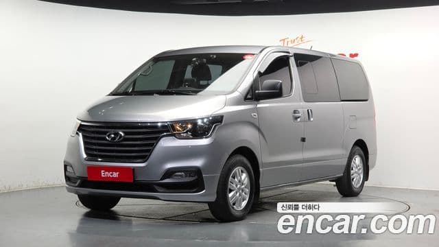 Hyundai The New Grand Starex 1