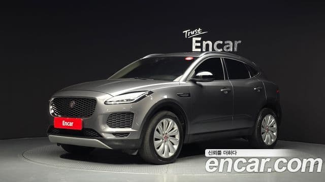 Jaguar E-PACE 1