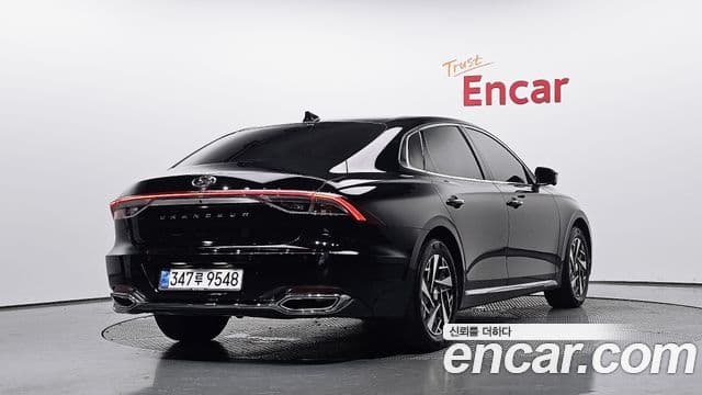 Hyundai The New Grandeur IG Hybrid 2