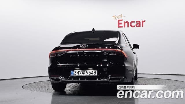 Hyundai The New Grandeur IG Hybrid 4