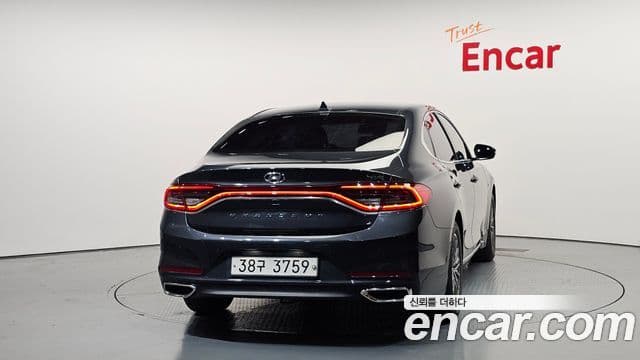 Hyundai Grandeur IG Hybrid 3