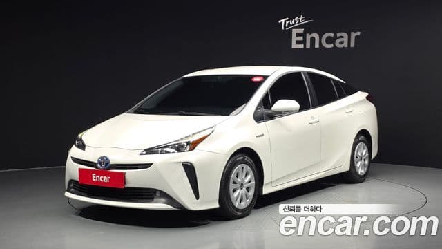 Toyota Prius 4th Gen 1
