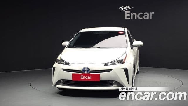 Toyota Prius 4th Gen 3