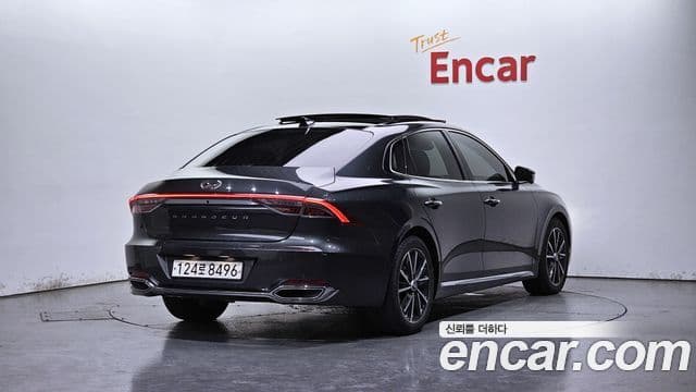 Hyundai The New Grandeur IG 2