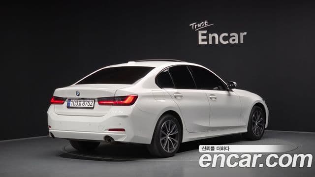 BMW 3 Series (G20) 2